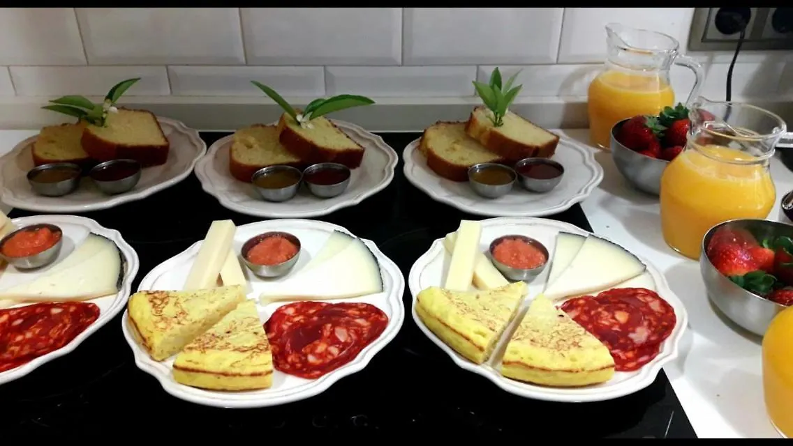 Welcome Inn Nerja Guest House Luxury Bed & Breakfast