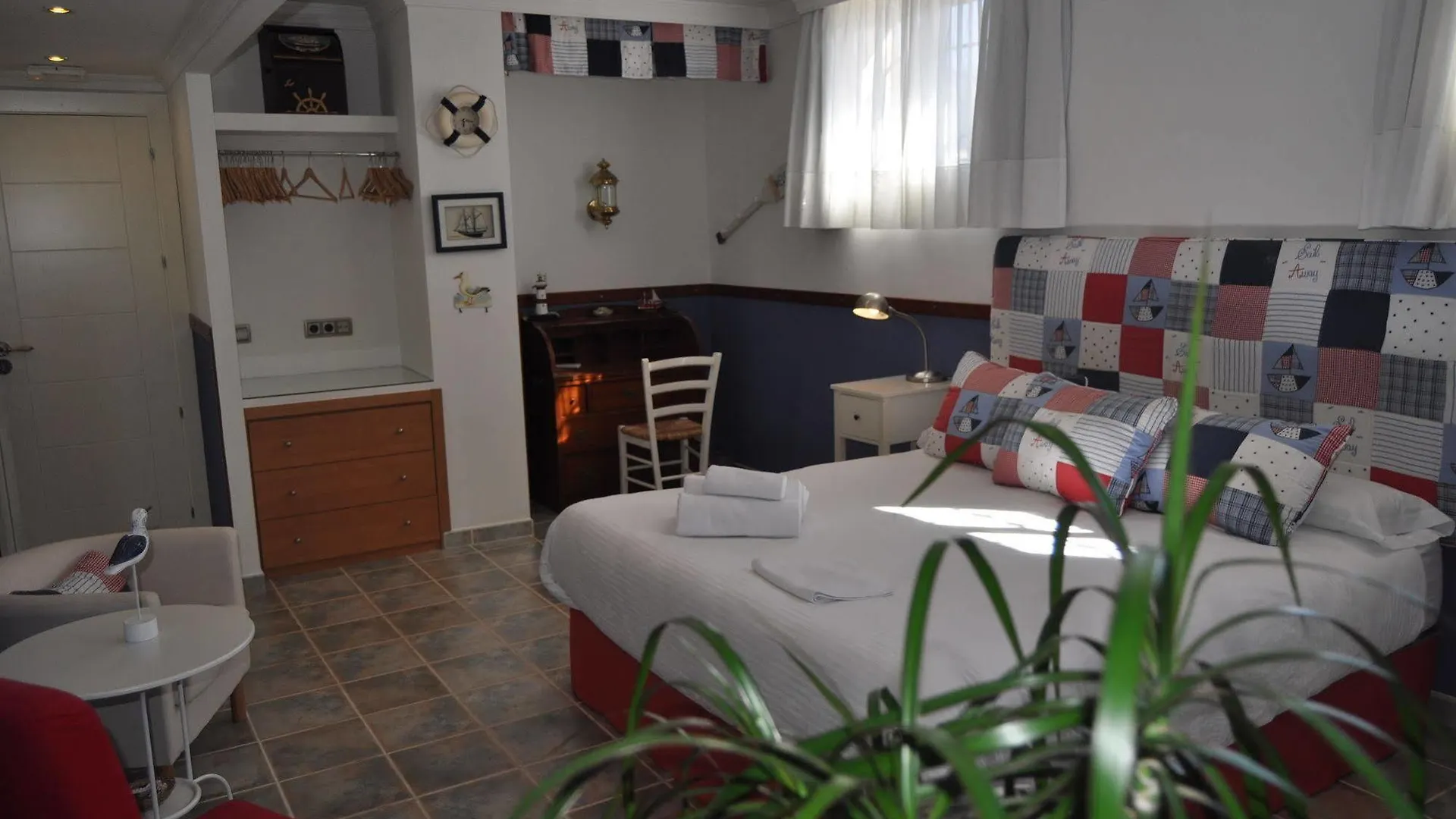 Welcome Inn Nerja Guest House Luxury Bed & Breakfast 3*,  Spain